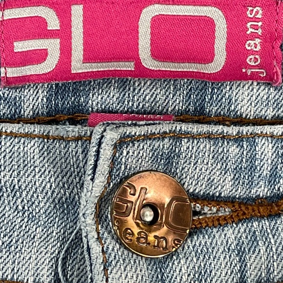 Glo Jeans Capri pants size 5 light wash, butterfly on pockets, rolled cuffs - Picture 15 of 15